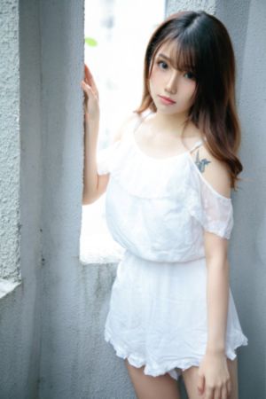 征服美艳蜜臀麻麻_BDHD高清在线观看