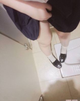 叶玉卿的生平经历_4K天堂在线